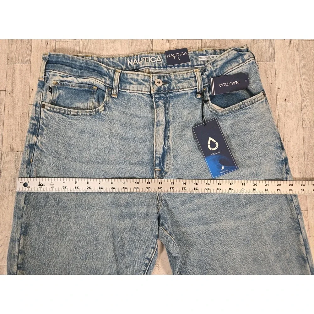 Nautica Mens Jeans 36x34 Original Relaxed Light Acid Wash 5 Pocket NEW